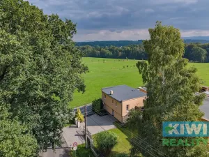 Pronájem kanceláře, Kaňovice, 90 m2