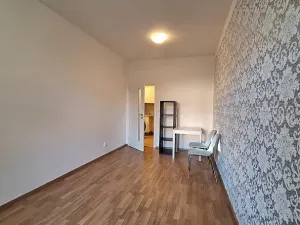 Pronájem bytu 2+1, Praha - Bubeneč, U zeměpisného ústavu, 46 m2