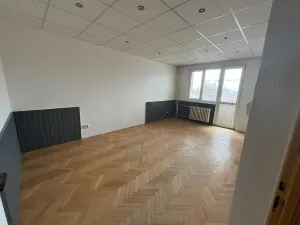 Prodej bytu 2+1, Chomutov, Beethovenova, 49 m2