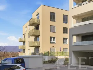 Pronájem bytu 3+kk, Praha - Modřany, Kolmanova, 87 m2