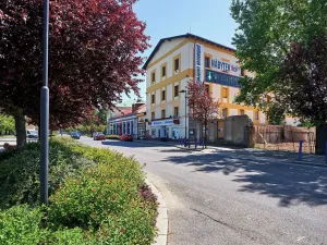 Prodej skladu, Turnov, Nádražní, 2438 m2