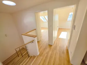 Pronájem rodinného domu, Zeleneč, 170 m2