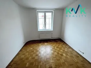 Pronájem bytu 2+kk, Karlovy Vary, Vítězná, 65 m2