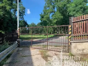 Pronájem kanceláře, Praha - Žižkov, U zásobní zahrady, 347 m2