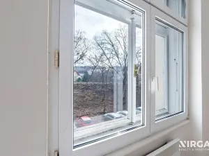 Prodej bytu 2+1, Praha - Vinohrady, Na Folimance, 63 m2