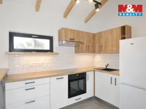 Pronájem chaty, Praha, Za Rokytkou, 35 m2