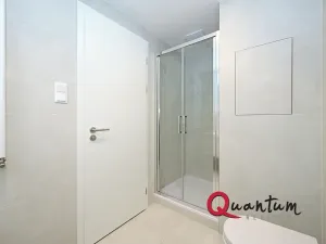 Pronájem bytu 2+kk, Praha - Vysočany, Poděbradská, 50 m2