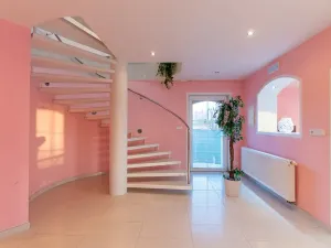 Prodej vily, Kostelec na Hané, 200 m2