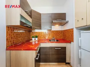 Prodej bytu 1+kk, Praha - Prosek, Vysočanská, 37 m2