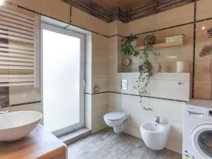 Prodej rodinného domu, Zadní Třebaň, 258 m2