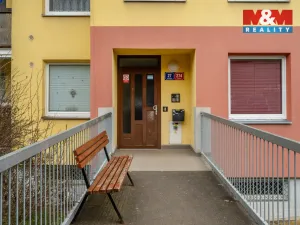 Prodej bytu 1+kk, Ústí nad Labem - Všebořice, Spartakiádní, 31 m2