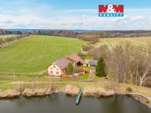 Prodej zemědělské usedlosti, Zásmuky - Nesměň, 161 m2