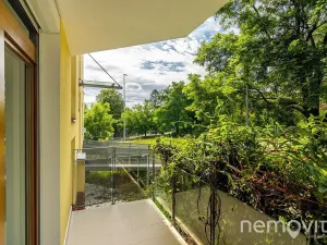 Pronájem bytu 2+kk, Praha - Prosek, Prosecká, 70 m2