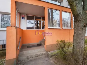 Prodej bytu 3+kk, Praha - Prosek, Lovosická, 67 m2