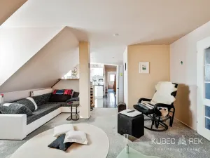 Prodej rodinného domu, Malšice, Lomská, 240 m2