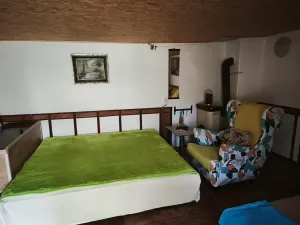 Prodej chalupy, Český Jiřetín, 160 m2