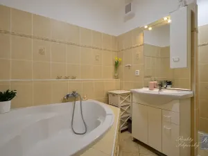 Prodej bytu 2+1, Chlumec, Stradovská, 64 m2