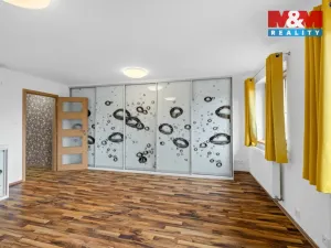 Pronájem bytu 2+kk, Praha - Bohnice, Bohnická, 84 m2