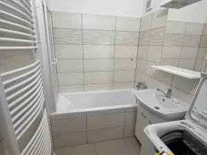 Pronájem bytu 1+kk, Jihlava, Srázná, 36 m2