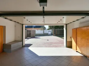 Prodej rodinného domu, Horoměřice, 350 m2