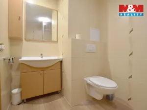 Pronájem bytu 1+kk, Hradec Králové - Nový Hradec Králové, Jana Masaryka, 35 m2