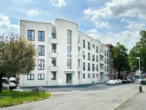 Pronájem bytu 2+kk, Kolín, Zengrova, 45 m2