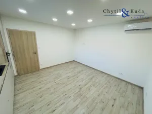 Pronájem bytu 2+kk, Lutopecny, 40 m2