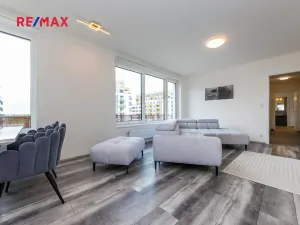 Prodej bytu 3+kk, Praha - Dolní Měcholupy, Kardausova, 84 m2