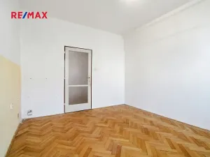 Prodej bytu 2+1, Plzeň, Částkova, 56 m2