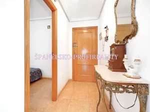 Prodej bytu 4+kk, Torrevieja, Španělsko, 75 m2