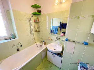 Pronájem bytu 3+1, Praha - Strašnice, Černokostelecká, 79 m2