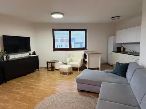 Pronájem bytu 1+kk, Jesenice, Hrnčířská, 40 m2