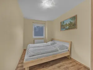 Prodej bytu 3+1, Teplice, U Hadích lázní, 73 m2