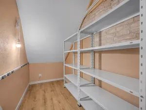 Prodej bytu 3+1, Teplice, U Hadích lázní, 73 m2