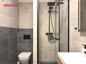 Pronájem bytu 2+kk, Praha - Hlubočepy, Voskovcova, 55 m2