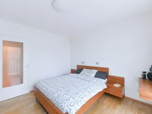 Pronájem bytu 3+kk, Praha, Procházkova, 95 m2