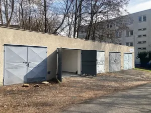 Pronájem garáže, Chomutov, Bezručova, 22 m2