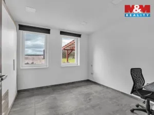 Prodej rodinného domu, Podhradí - Čejkovice, 225 m2