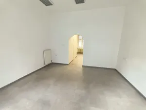 Pronájem obchodního prostoru, Ústí nad Labem, Masarykova, 40 m2