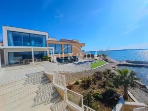 Prodej vily, Zadar, Chorvatsko, 357 m2