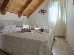 Prodej vily, Trogir, Chorvatsko, 135 m2