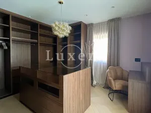 Prodej vily, Šibenik, Chorvatsko, 280 m2