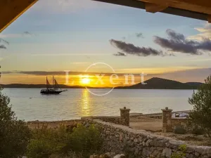 Prodej vily, Šibenik, Chorvatsko, 105 m2