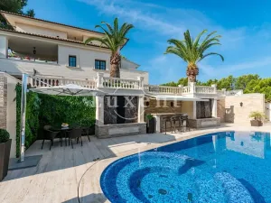 Prodej vily, Peguera, Španělsko, 520 m2