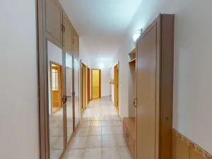 Pronájem bytu 3+1, Praha - Šeberov, Pod vsí, 81 m2