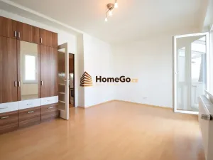 Pronájem bytu 1+1, Praha - Nusle, U gymnázia, 46 m2