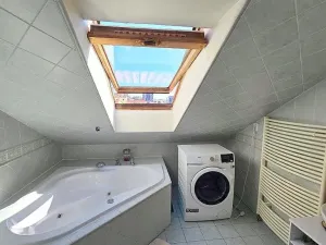 Prodej atypického bytu, Praha - Smíchov, Na Čečeličce, 78 m2