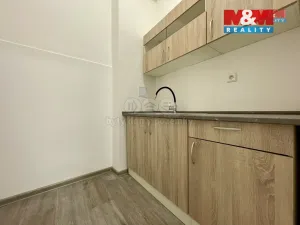 Pronájem obchodního prostoru, Praha - Nové Město, Karlovo náměstí, 26 m2