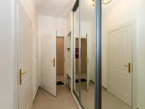 Pronájem bytu 1+kk, Praha - Vinohrady, Záhřebská, 30 m2