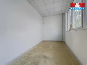Pronájem skladu, Plzeň - Lobzy, Blatenská, 360 m2